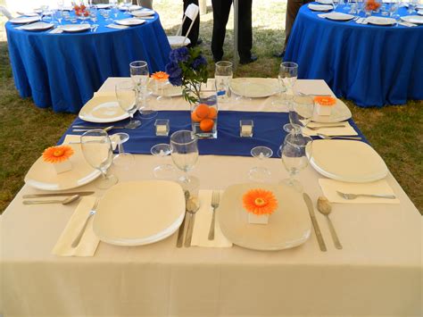 Jackie's colors were royal blue and orange, they made a beautiful layout for the tables ...