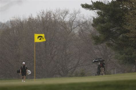 Iowa men's golf kicks season off at Gopher Invitational - The Daily Iowan