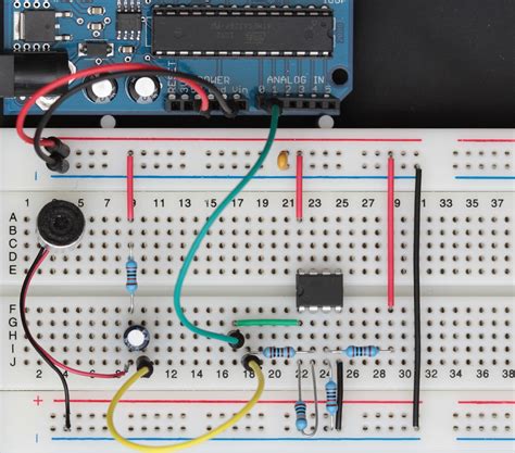 LM358 microphone amplifier | Low voltage. Mostly harmless...