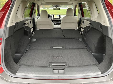 nissan rogue cargo space with seats down - hueschnibbe