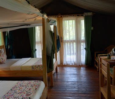 Uganda Jungle Lodges – The Other side of Earth