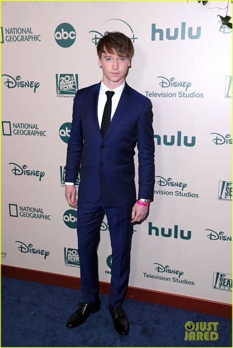 Calum Worthy Reunites with Joey King at Hulu's Golden Globes After Party! | Photo 1281436 ...