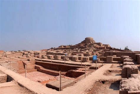 Iconic Mohenjo-Daro ruins damaged in Pakistan floods | ummid.com