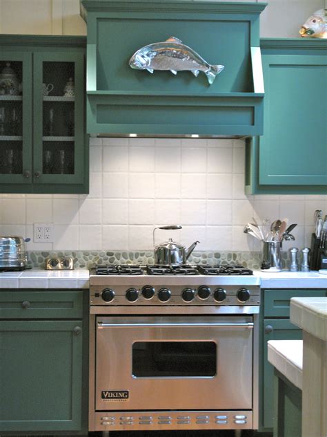 beautiful. Fresh. Crisp. #gonnabemykitchen | Turquoise kitchen cabinets, Turquoise kitchen decor ...