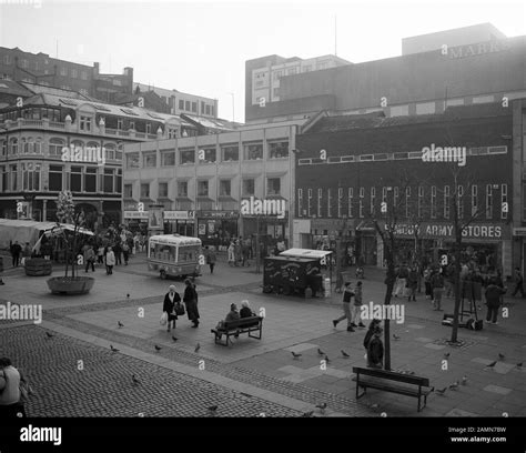 Liverpool City Centre in 1991, Merseyside, North West England, UK Stock Photo - Alamy
