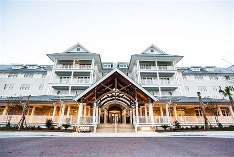 Charleston Harbor Resort & Marina | Charleston, SC Resort Hotels