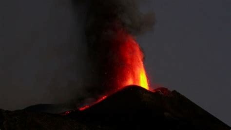 Italy volcano eruption lights up Sicilian sky - Video on NBCNews.com