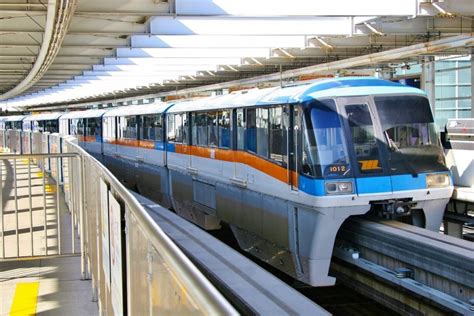 Tokyo Monorail: Haneda Airport to Tokyo - Japan Rail Pass