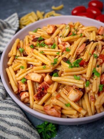 Easy Octopus Pasta – Skinny Spatula