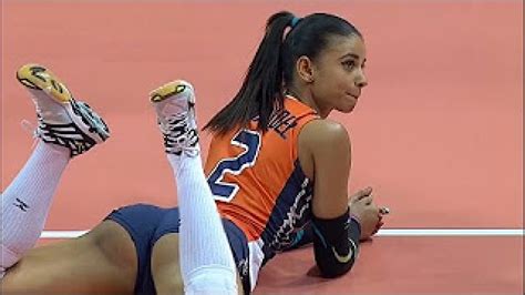 Dünyanın En Seksi Voleybolcusu! | İzlesene.com