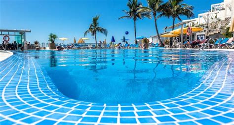Bahía Blanca in Puerto Rico (GC), Gran Canaria | Holidays from £346pp | loveholidays