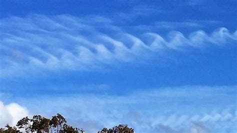 Geelong weather: Geelong Weather Services’ Lindsay Smail counts sundog, Kelvin-Helmholtz clouds ...