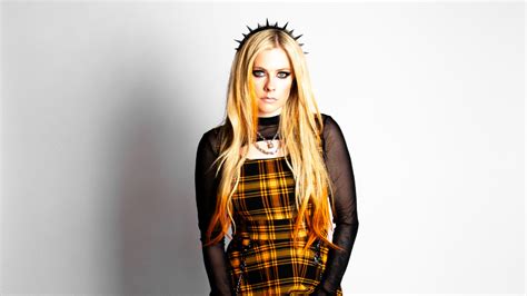 Avril Released Pop-Punk Clothing W/Killstar For Halloween | Avril ...