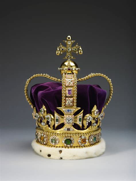 The 5 Most Expensive Crown Jewels in the World | Jóias da coroa real, Jóias da coroa, Joias da ...