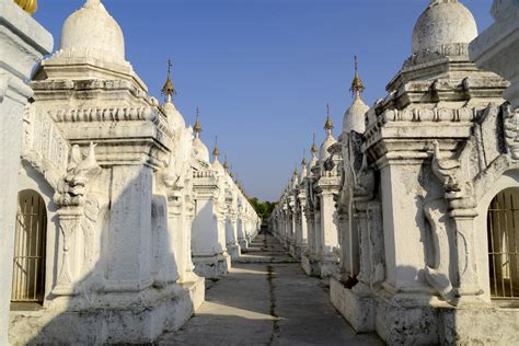 Kuthodaw Pagoda (4) | Mandalay | Pictures | Burma in Global-Geography