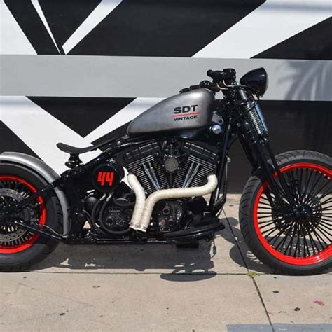 HARLEY BOBBER SPRINGER "SDT" | Motos bobber, Flotadores, Estilo bobber