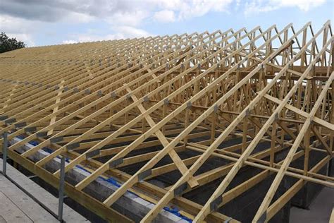 Design and Detailing of Timber Roof Trusses - STRUCTURES CENTRE