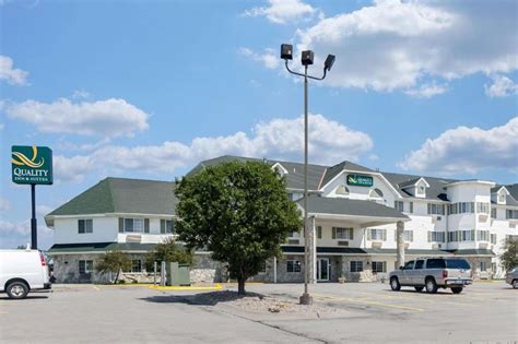 Quality Inn & Suites Lincoln, Lincoln (NE) | 2021 Updated Prices, Deals