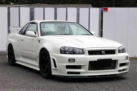 Nissan Skyline R34 GT-R M Spec NISMO R1