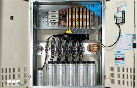 Calculate reactive power of a capacitor bank and improve power factor