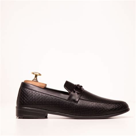 Casual Black Formal Shoes for Men | Best of 2024 | Merkis