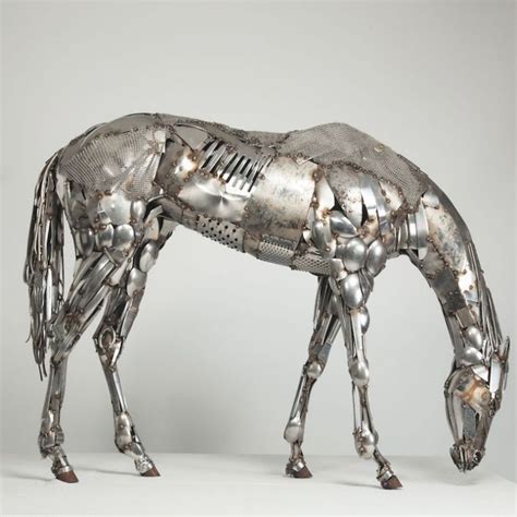 This Artist Turns Scrap Metal Into Incredible Animal Sculptures