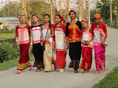 20+ Dresses of Assam - Assam Traditional Dress