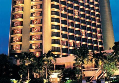 Century Park Hotel : Manila Accommodations Reviews