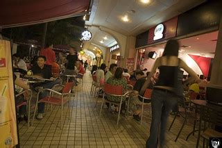 Coffee Shop outside of the shopping mall | Interestingly, th… | Flickr