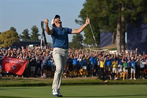 Ryder Cup: Europe win Ryder Cup as Fleetwood goes two up after McIlroy's heroics