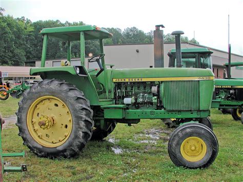 John Deere 4430 Tractor Walk Around Page 1