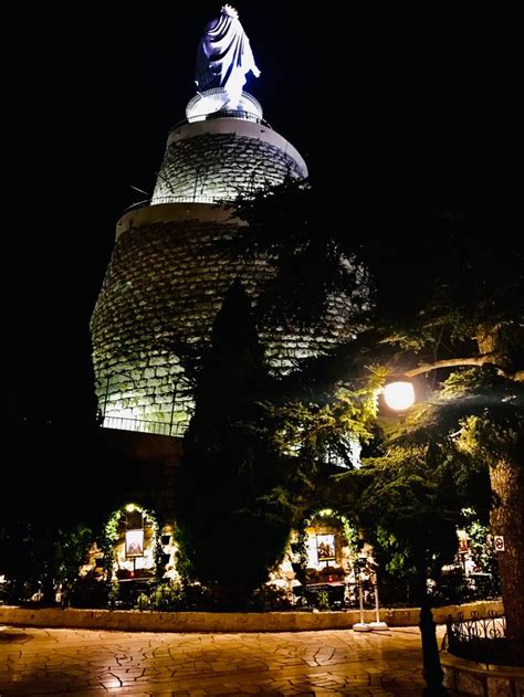 Harissa lebanon at night | Holiday decor, Lamp post, Christmas tree