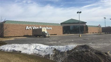 Reports: Art Van Furniture to close all stores