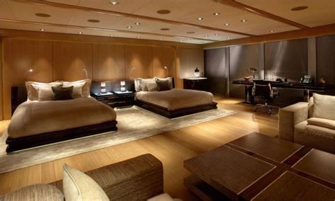 Bed Inside Bedroom Ambani House - Spacotin