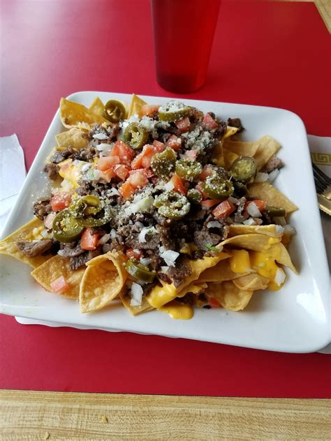 Nachos supreme with CHEESE WHIZ... Ew. - Yelp