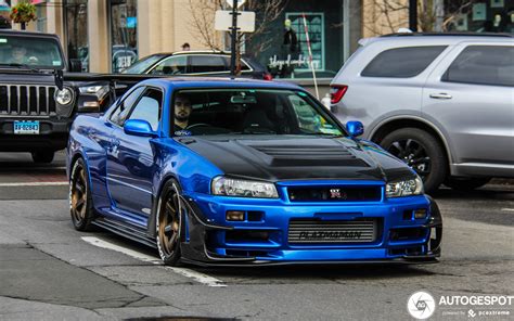 Nissan Skyline R34 GT-R V-Spec - 13 January 2020 - Autogespot