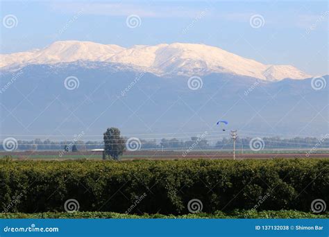 Snow lies on Mount Hermon stock photo. Image of horizon - 137132038