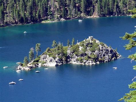 Private Emerald Bay Cruise – LAKE TAHOE BOAT TOURS