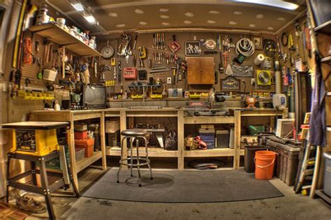 man cave garage | Man Caves: The Garage Home Improvement Workshop Layout, Workshop Design ...