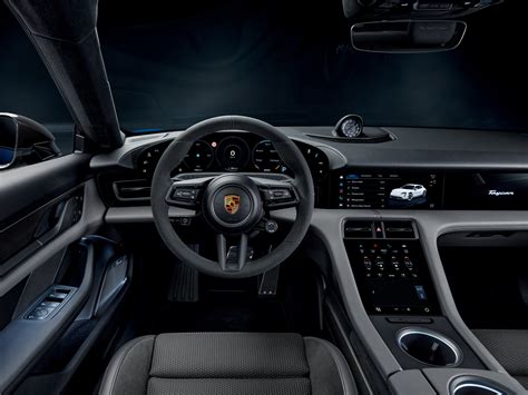 Interior Scoops Show 2024 Porsche Panamera Has Been Copying Taycan’s ...