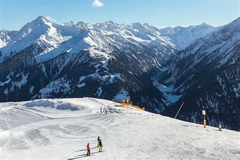 Panorama Webcam Mayrhofen Live bekijken - SkiCheckers.com