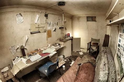 Inside forgotten Cold War bunker hidden deep in the British countryside ...