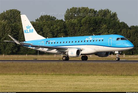 PH-EXS KLM Cityhopper Embraer ERJ-175STD (ERJ-170-200) Photo by ...