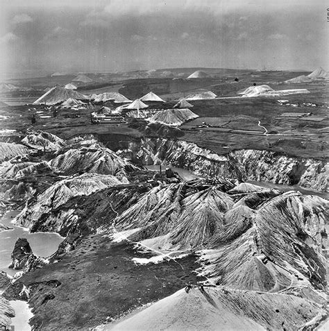 The 'historical Google Earth': Bygone cities and landscapes of the UK ...