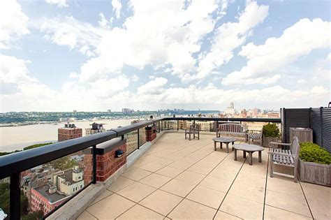 Straus Park, 272 West 107th Street, NYC - Condo Apartments | CityRealty