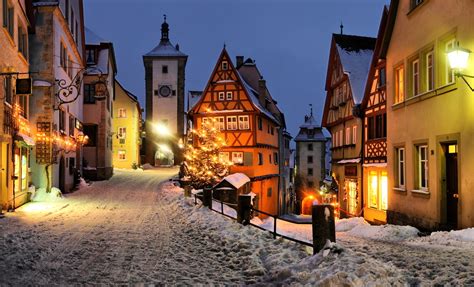 Rothenburg ob der Tauber - Plönlein im Winter Foto & Bild | architektur ...