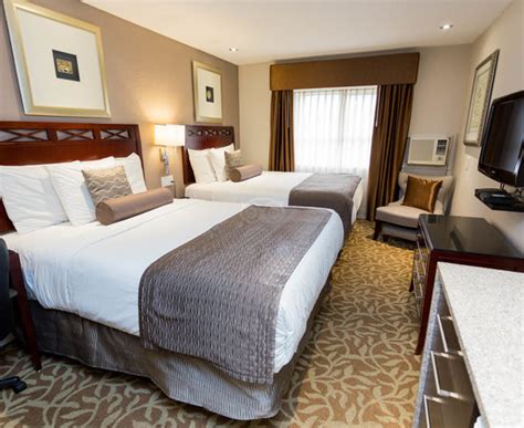 Red Lion Inn & Suites Victoria - UPDATED 2017 Prices & Hotel Reviews (British Columbia ...