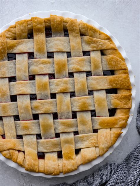 Lattice Pie Crust | The Recipe Critic