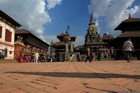 Bhaktapur Durbar Square - Pictures of Nepal