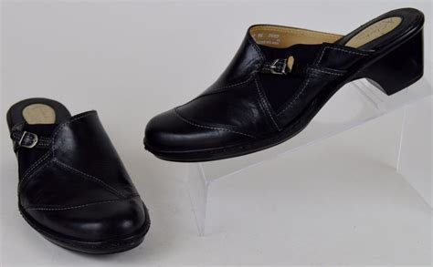 Clarks Artisan Black Leather Mules Womens 8 Medium Used | Black leather ...